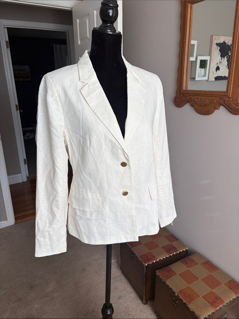 Harve Benard Cream Two-Button Linen-Blend Blazer